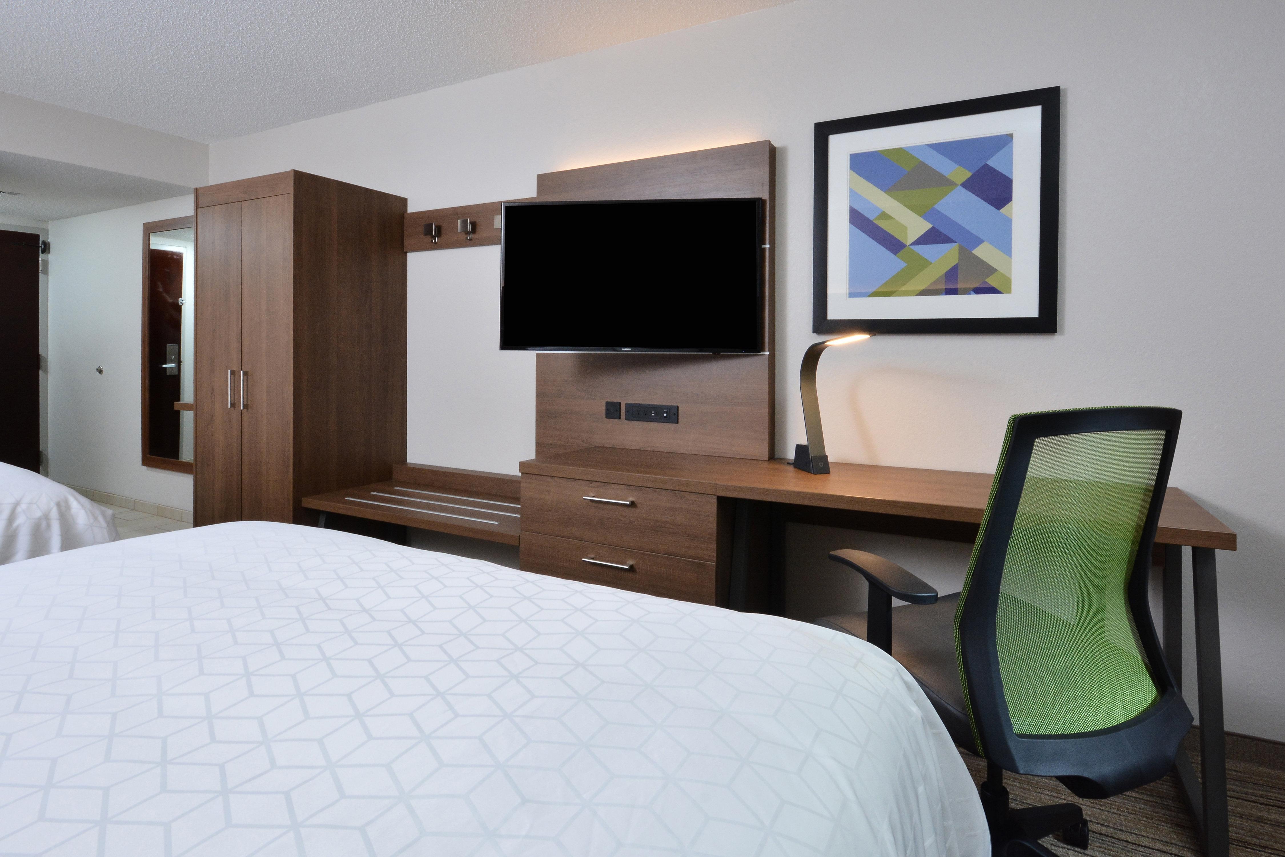 Holiday Inn Express Durham By Ihg Exterior photo