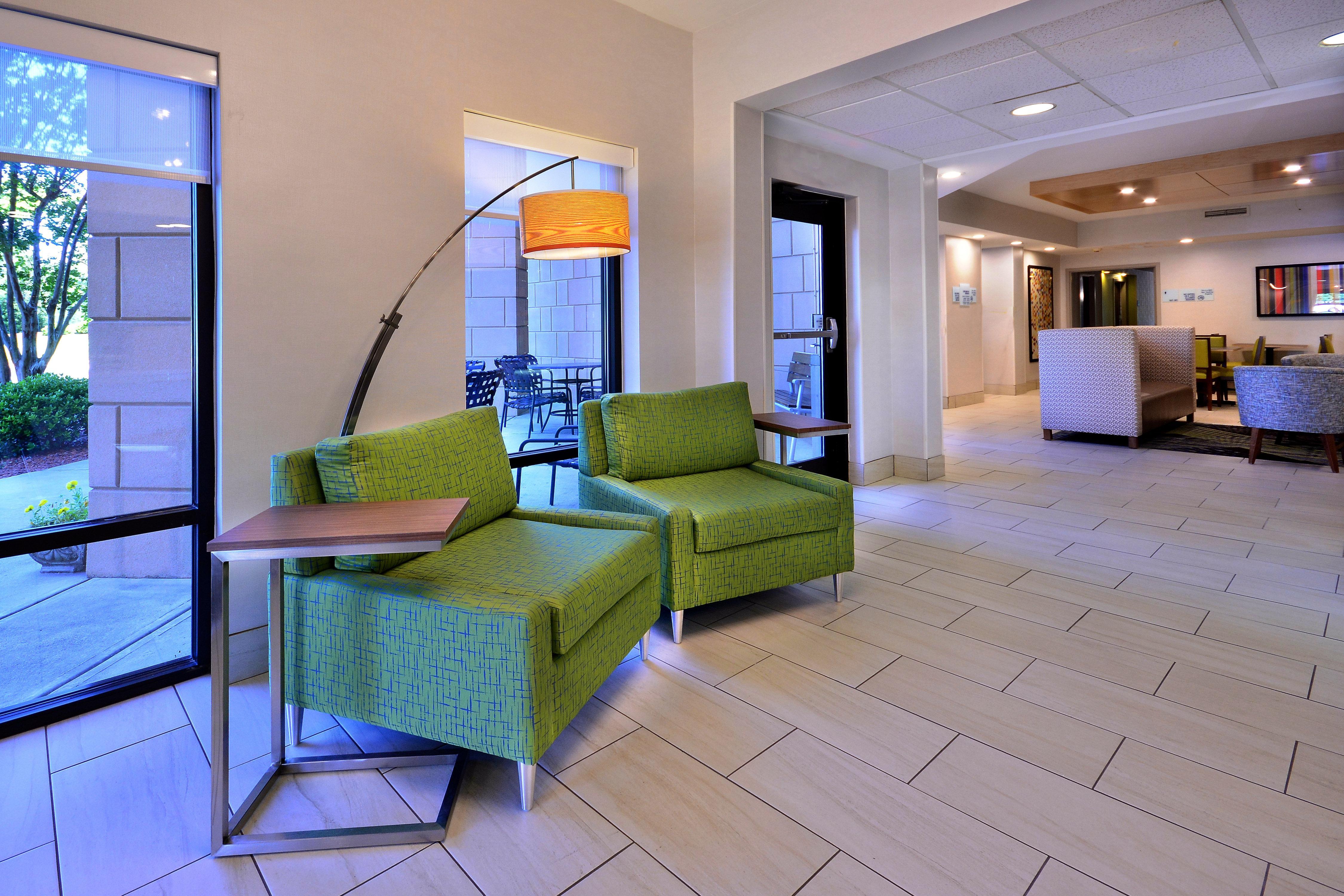 Holiday Inn Express Durham By Ihg Exterior photo
