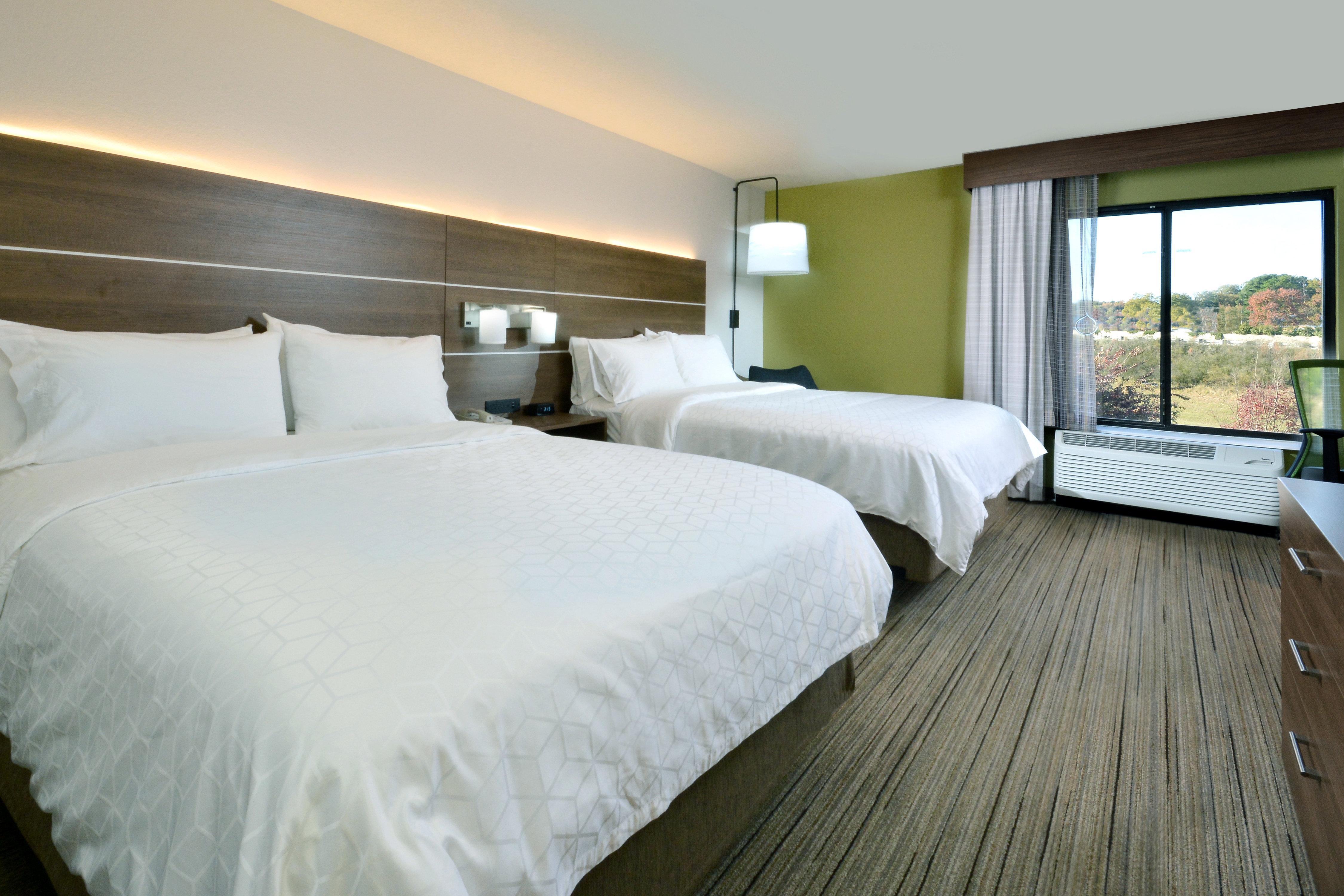 Holiday Inn Express Durham By Ihg Exterior photo
