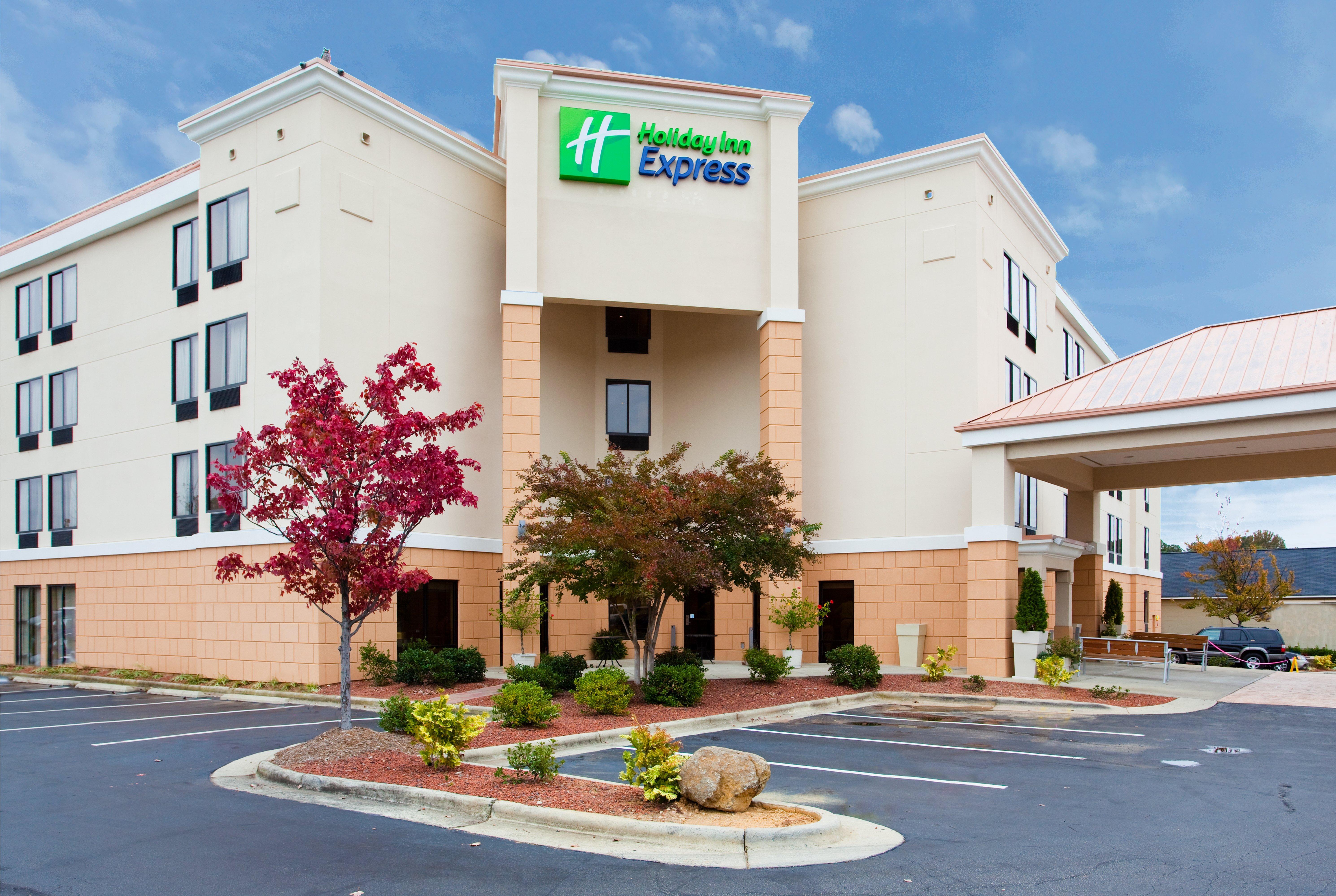 Holiday Inn Express Durham By Ihg Exterior photo